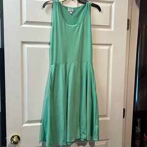 Green shift dress